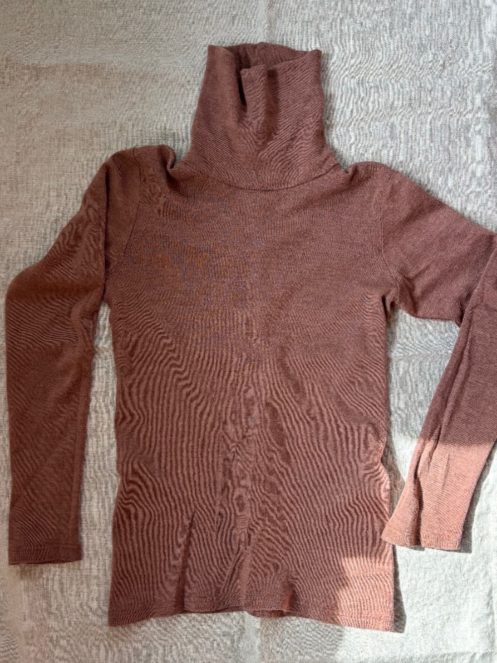 SISKIN merino wool polo neck, turtleneck, rosewood color size XS/S or 10-14 yo